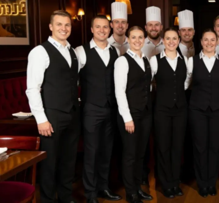 Zespół Strefa Live witający Gości w restauracji